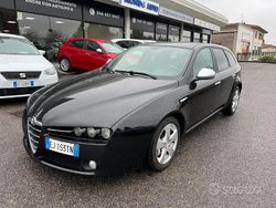 Nero Usata 2011 Alfa Romeo 159 Progression Station wagon | 4900 € (Buon prezzo)