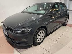 Grigio Usata 2018 VW Polo Trendline Tre volumi | 11.900 € (Ottimo prezzo)