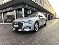 Argento fioretto Usata 2022 Audi A3 e-tron Business Due volumi | 27.000 € (Buon prezzo)