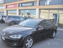 Nero Usata 2011 VW Jetta Tre volumi | 6900 €