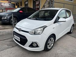 Bianco Usata 2017 Hyundai i10 Comfort Due volumi | 8900 € (Buon prezzo)