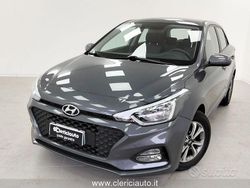Grigio scuro Usata 2020 Hyundai i20 Tre volumi | 9900 € (Buon prezzo)