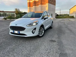 Usata 2020 Ford Fiesta Vignale Due volumi | 12.000 € (Buon prezzo)