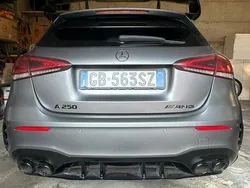 Grigio Usata 2020 Mercedes A250 Edition 1 Tre volumi | 27.500 € (Buon prezzo)