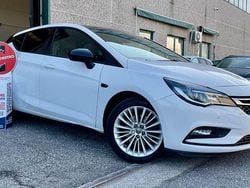 Bianco Usata 2016 Opel Astra Innovation Tre volumi | 8499 € (Buon prezzo)
