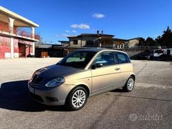 Giallo Usata 2007 Lancia Ypsilon Due volumi | 2990 € (Buon prezzo)