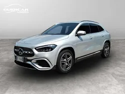 Grigio metallizzato chiaro Usata 2024 Mercedes GLA200 AMG line SUV | 40.500 € (Ottimo prezzo)