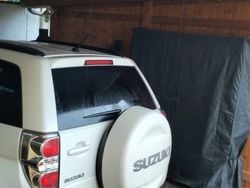 Bianco Usata 2009 Suzuki Vitara SUV | 10.000 € (Molto cara)