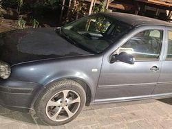 Usata 2002 VW Golf IV Comfortline Tre volumi | 1900 € (Buon prezzo)