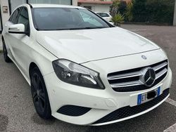 Usata 2013 Mercedes A180 Tre volumi | 7500 € (Buon prezzo)