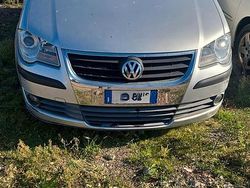 Grigio Usata 2007 VW Touran Monovolume | 3800 € (Buon prezzo)