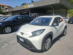 Bianco Usata 2024 Toyota Aygo X Active SUV | 15.000 € (Buon prezzo)