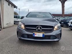 Grigio Usata 2018 Mercedes A160 Premium Tre volumi | 13.499 € (Super prezzo)