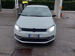 Bianco Usata 2015 VW Polo Tre volumi | 8500 € (Buon prezzo)