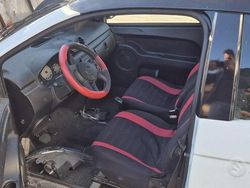 Bianco Usata 2011 Aixam Microcar Due volumi | 1500 €