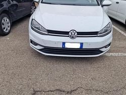 Bianco Usata 2017 VW Golf VII Trendline Due volumi | 12.800 € (Buon prezzo)