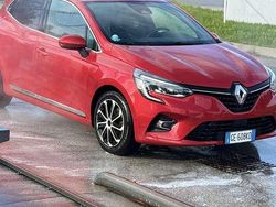 Usata 2021 Renault Clio V SE Tre volumi | 10.000 € (Buon prezzo)