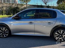 Grigio Usata 2020 Peugeot 208 GT-line Due volumi | 13.950 € (Cara)