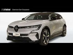 Grigio scuro Usata 2022 Renault Mégane Techno Tre volumi | 24.900 € (Ottimo prezzo)