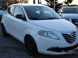 Bianco Usata 2014 Lancia Ypsilon Gold Due volumi | 6480 € (Buon prezzo)