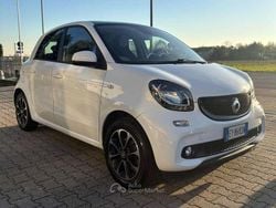 Bianco Usata 2015 Smart ForFour Passion Due volumi | 6990 € (Ottimo prezzo)