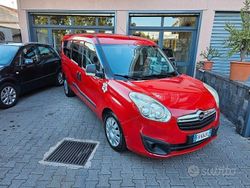 Rosso Usata 2015 Opel Combo Monovolume | 7500 € (Ottimo prezzo)