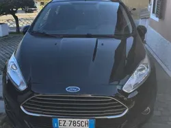 Usata 2015 Ford Fiesta Due volumi | 6300 € (Ottimo prezzo)