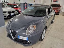 Grigio Usata 2018 Alfa Romeo MiTo Due volumi | 8990 € (Buon prezzo)