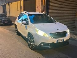 Bianco Usata 2014 Peugeot 2008 SUV | 7000 € (Buon prezzo)