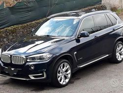 Blu/azzurro Usata 2015 BMW X5 SUV | 20.000 € (Buon prezzo)