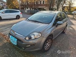 Grigio Usata 2011 Fiat Grande Punto Due volumi | 3000 € (Buon prezzo)