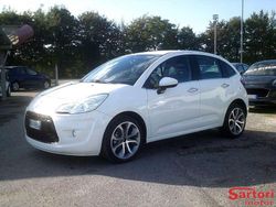 Bianco Usata 2015 Citroën C3 Live Due volumi | 6200 € (Buon prezzo)