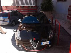 Nero Usata 2015 Alfa Romeo Giulietta Due volumi | 8000 € (Buon prezzo)