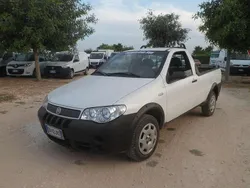 Bianco Usata 2009 Fiat Strada Pick-up | 7800 € (Buon prezzo)
