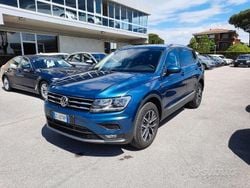 Blu/azzurro Usata 2021 VW Tiguan Allspace Business SUV | 33.190 € (Buon prezzo)