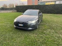 Grigio Usata 2024 Audi A3 S-Line Tre volumi | 35.900 € (Buon prezzo)