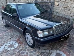 Grigio Usata 1992 Mercedes 190 Tre volumi | 5000 €