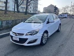 Bianco Usata 2013 Opel Astra Cosmo Tre volumi | 3900 € (Buon prezzo)