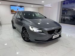 Grigio Usata 2018 Volvo V40 Business Edition Tre volumi | 12.500 € (Cara)