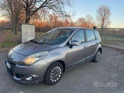 Grigio Usata 2010 Renault Scénic III XMOD Monovolume | 2900 € (Super prezzo)