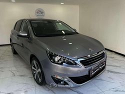 Grigio Usata 2016 Peugeot 308 Allure Tre volumi | 8200 € (Ottimo prezzo)