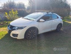 Bianco Usata 2015 Honda Civic Elegance Tre volumi | 9000 € (Buon prezzo)
