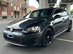 Grigio Usata 2015 VW Golf VII Sound Tre volumi | 13.000 € (Buon prezzo)