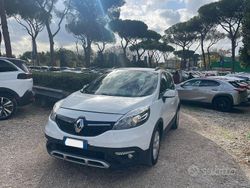 Bianco Usata 2015 Renault Scénic Monovolume | 7800 € (Cara)