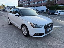 Bianco Usata 2012 Audi A1 Ambition Due volumi | 7500 € (Ottimo prezzo)
