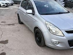 Usata 2010 Hyundai i20 Comfort Due volumi | 2200 € (Super prezzo)