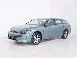 Nuova 2024 VW Passat Business Tre volumi | 38.500 € (Buon prezzo)