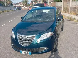 Blu Usata 2015 Lancia Ypsilon Due volumi | 7999 € (Buon prezzo)