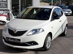 Bianco Usata 2017 Lancia Ypsilon Gold Due volumi | 9500 € (Buon prezzo)