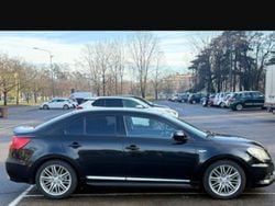 Nero Usata 2013 Suzuki Kizashi Tre volumi | 8950 €